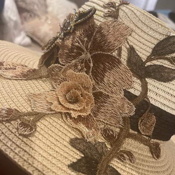 Redesigned Fedora Hat - unique - Picture 7 of 8